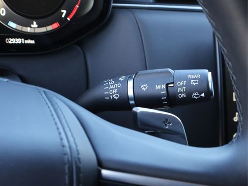 Certified 2023 Land Rover Range Rover SV image 12