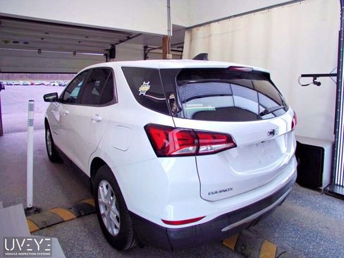 Used 2023 Chevrolet Equinox LT AWD/4WD image 3