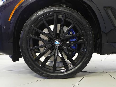 Certified 2023 BMW X5 M50i w/ Climate Comfort Package AWD/4WD image 5