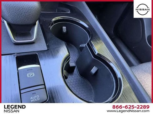 Certified 2024 Nissan Rogue SV AWD/4WD image 30