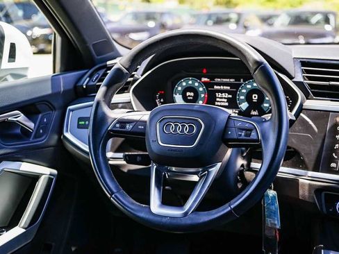 Used 2023 Audi Q3 2.0T Premium AWD/4WD image 15