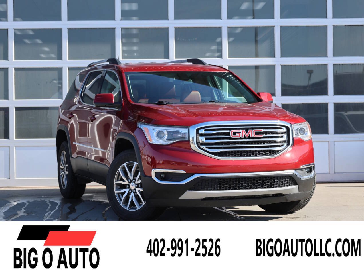 Used 2019 GMC Acadia SLE w/ Driver Alert Package I FWD image 1