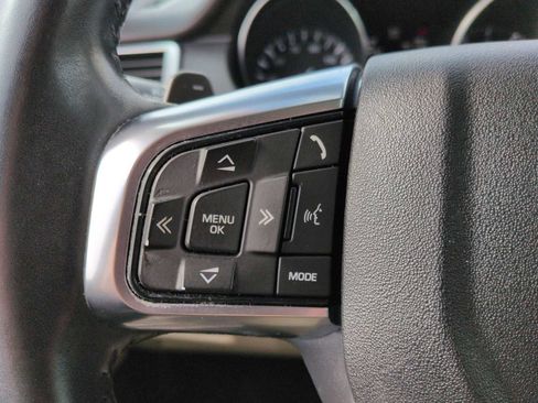 Used 2016 Land Rover Discovery Sport HSE image 25