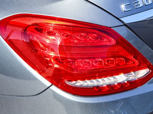 Used 2017 Mercedes-Benz C 300 Sedan image 24