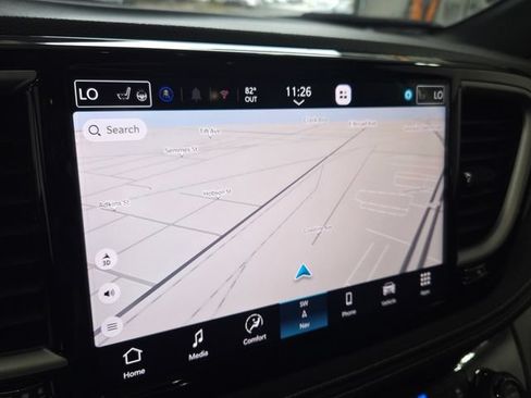New 2027 Chrysler Pacifica Select w/ Family Tech Group FWD image 25