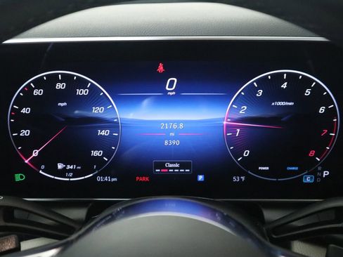 Certified 2025 Mercedes-Benz GLC 300 image 31