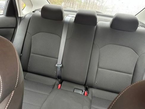 Certified 2020 Kia Forte LXS image 17