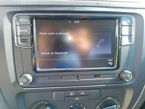 Used 2014 Volkswagen Jetta S FWD image 14