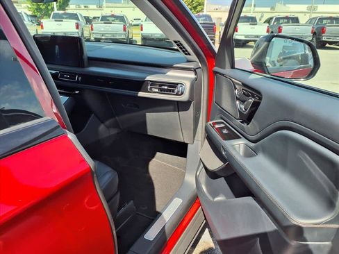 New 2025 Lincoln Aviator 2WD w/ Jet Appearance Package image 25