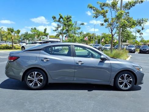 Used 2021 Nissan Sentra SV FWD image 15