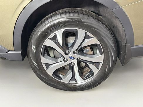 Used 2022 Subaru Outback Limited AWD/4WD image 35
