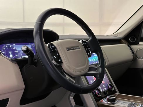 Used 2019 Land Rover Range Rover HSE image 19