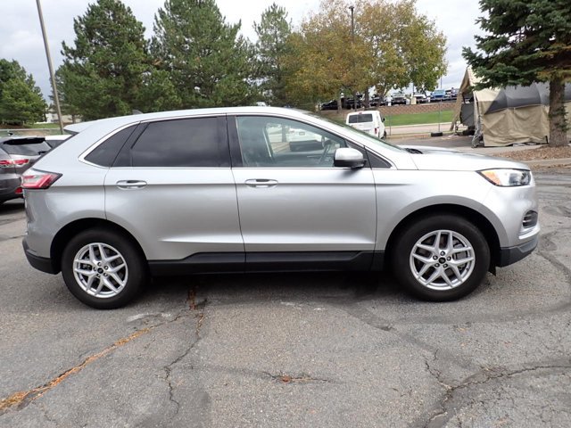 Used 2024 Ford Edge SEL AWD/4WD image 5