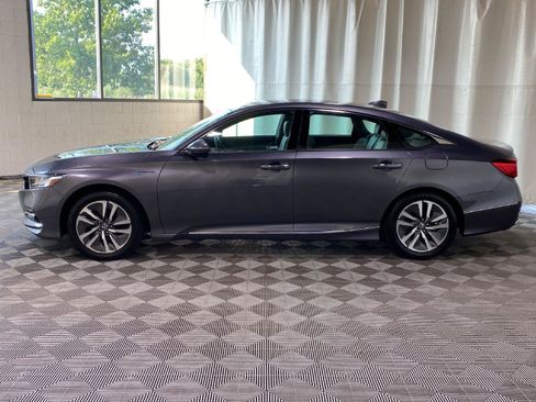 Used 2018 Honda Accord Touring image 6