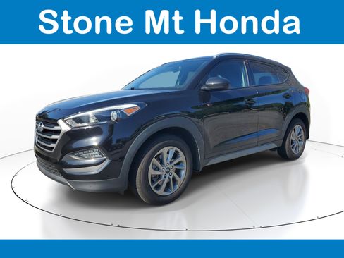 Used 2017 Hyundai Tucson SE image 3