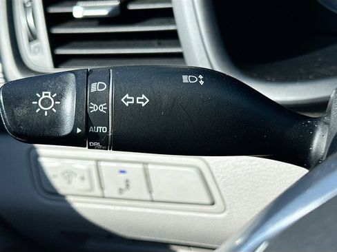 Used 2018 Hyundai Sonata Limited image 12