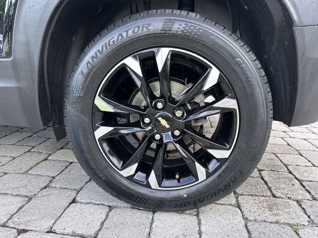 Used 2021 Chevrolet TrailBlazer LT w/ Convenience Package AWD/4WD image 11