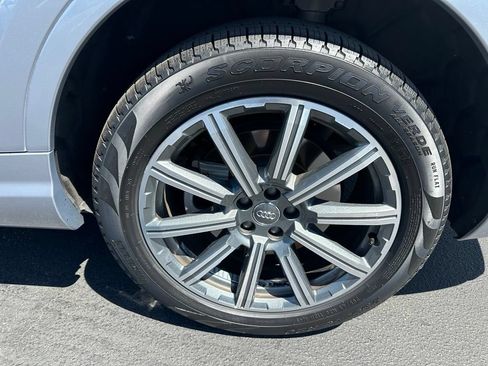 Used 2018 Audi Q7 3.0T Premium Plus AWD/4WD image 6