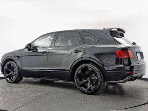 Used 2018 Bentley Bentayga AWD/4WD image 4