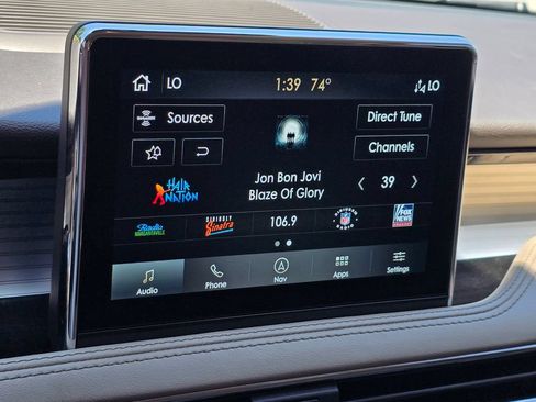 Used 2022 Lincoln Corsair FWD w/ Premium Package image 40