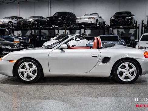 Used 1998 Porsche Boxster image 2