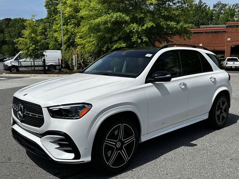 Certified 2025 Mercedes-Benz GLE 350 4MATIC image 4