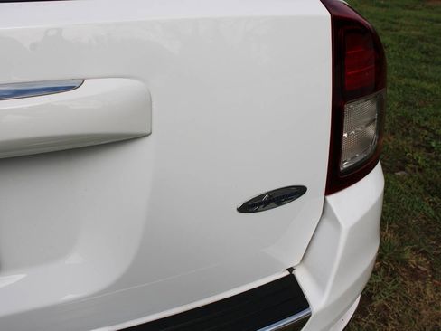 Used 2016 Jeep Compass High Altitude AWD/4WD image 33