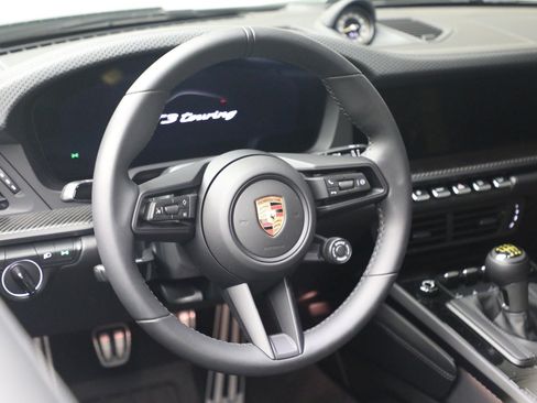 Used 2026 Porsche 911 GT3 RWD image 16