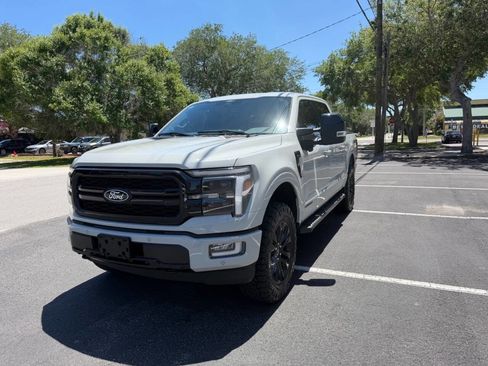 Used 2024 Ford F150 Lariat AWD/4WD image 17