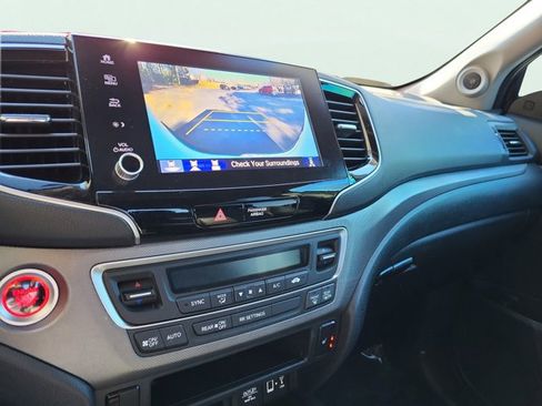 Certified 2023 Honda Ridgeline RTL image 40