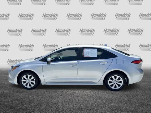 Used 2026 Toyota Corolla LE FWD image 7