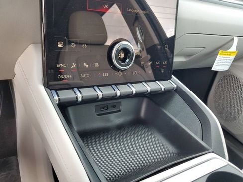 New 2026 GMC Terrain Denali AWD/4WD image 23