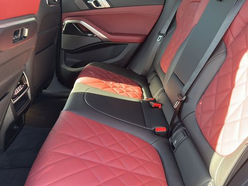 New 2026 BMW X6 xDrive40i image 15