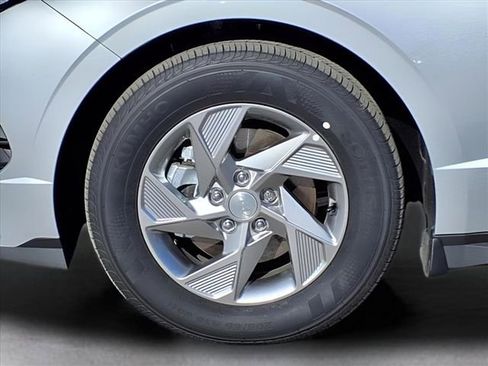 New 2025 Hyundai Sonata SE image 12