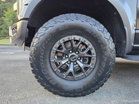 Used 2022 Ford F150 Raptor w/ Raptor 37 Performance Package AWD/4WD image 13