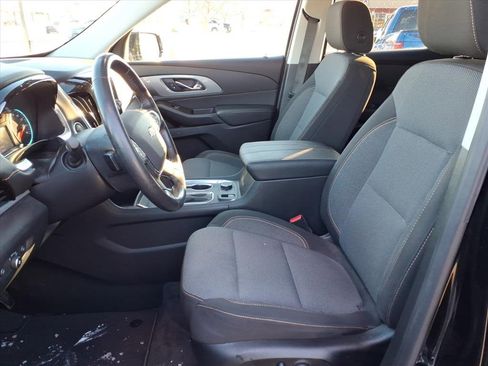 Used 2020 Chevrolet Traverse LT image 26