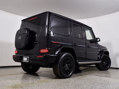 Used 2025 Mercedes-Benz G 580 w/ EQ Technology image 11