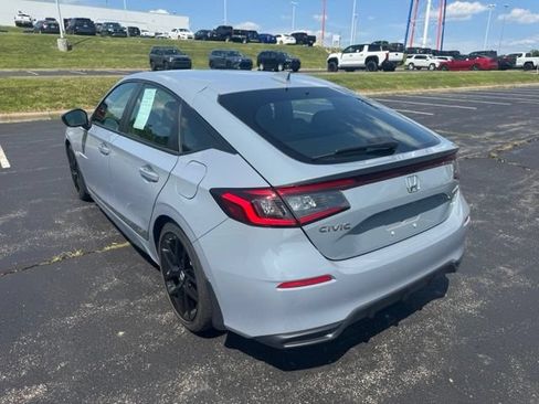 Used 2024 Honda Civic Sport image 5