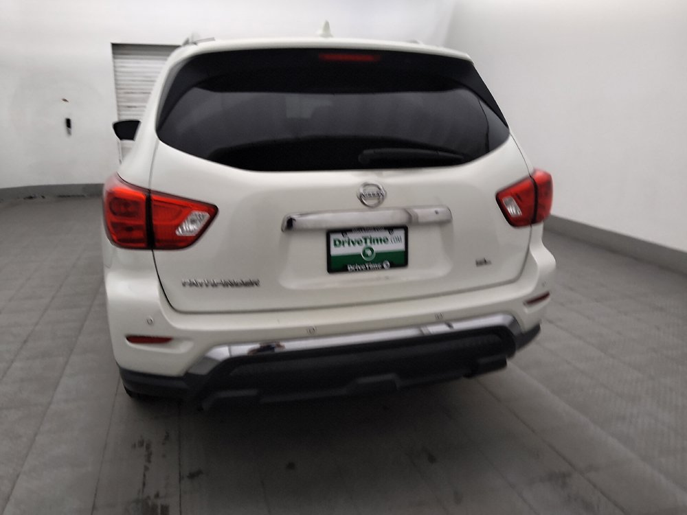 Used 2020 Nissan Pathfinder SL FWD image 6