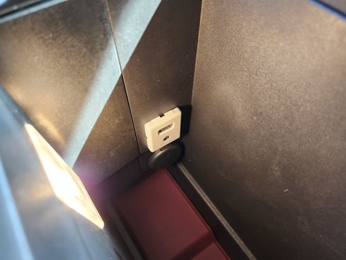 Used 2013 Chevrolet Equinox LT w/ Driver Convenience Package image 9