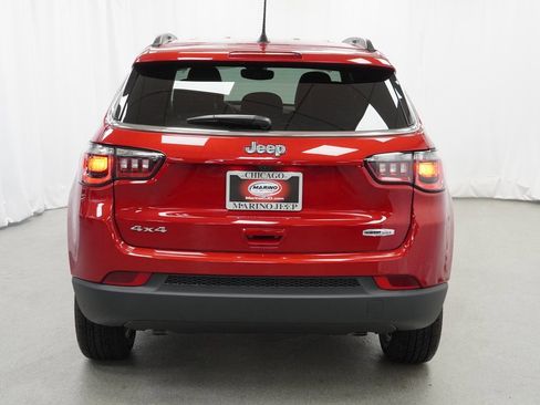 Certified 2025 Jeep Compass Latitude w/ Convenience Group image 11