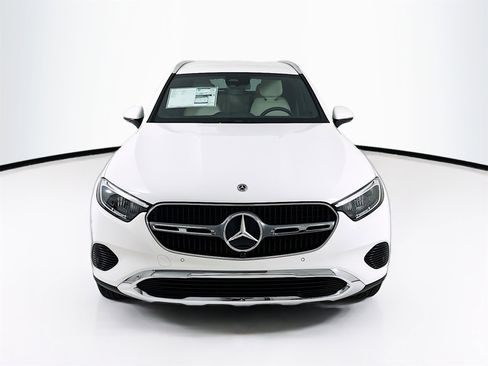 New 2026 Mercedes-Benz GLC 300 4MATIC image 2