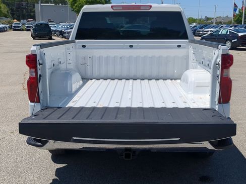Used 2025 Chevrolet Silverado 1500 W/T w/ WT Value Package AWD/4WD image 23