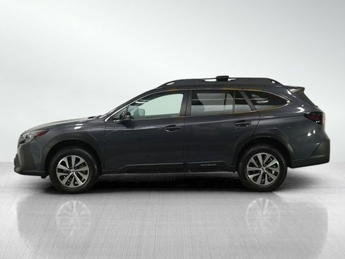 Used 2024 Subaru Outback Premium image 2