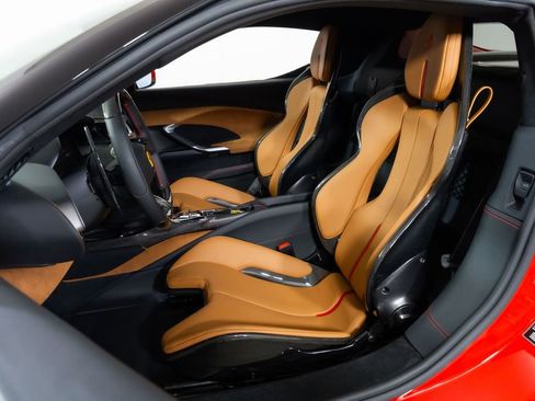 Used 2025 Ferrari 296 GTB RWD image 5