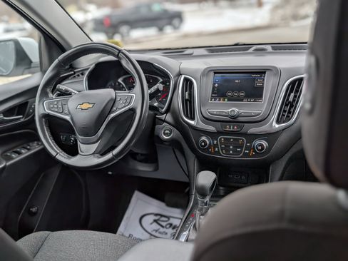 Used 2022 Chevrolet Equinox LT image 14