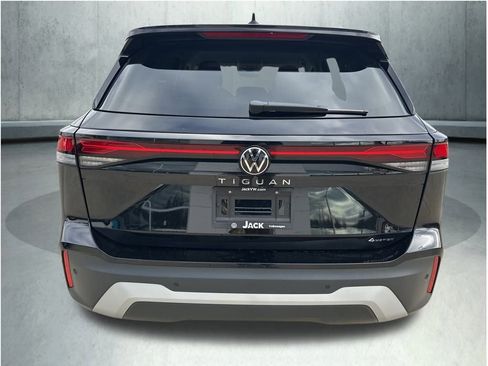 New 2026 Volkswagen Tiguan S image 4