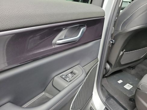 Used 2021 Jeep Grand Cherokee L Laredo w/ Luxury Tech Group I image 13