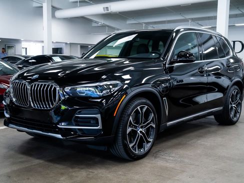 Used 2023 BMW X5 xDrive45e AWD/4WD image 3