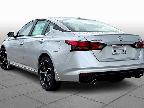 New 2025 Nissan Altima 2.5 SR image 7
